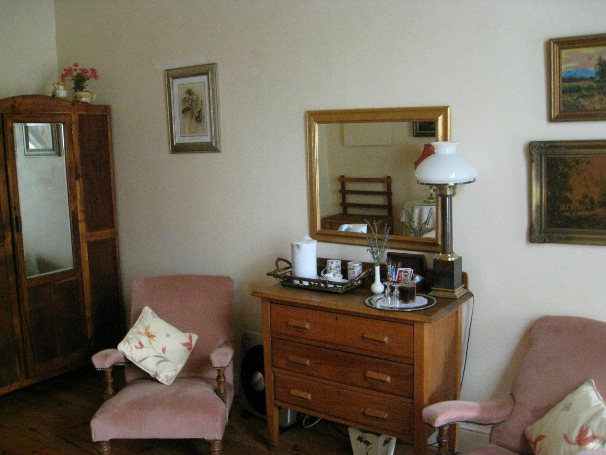 Kingna Lodge モンタギュー エクステリア 写真